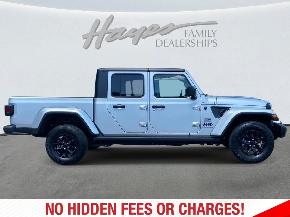 2023 Jeep JT Gladiator - Image 2 of 20