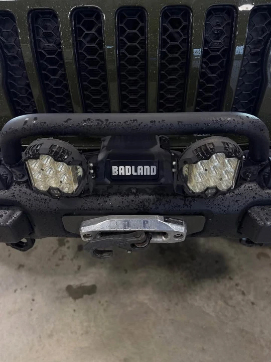 2023 Jeep JT Gladiator - Image 3 of 17