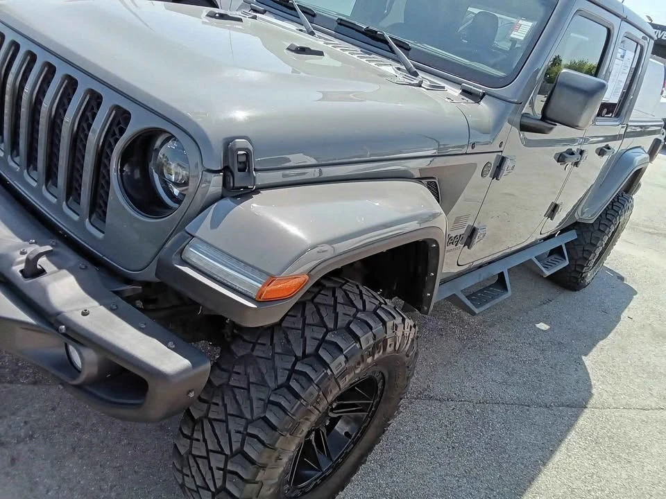 2023 Jeep JT Gladiator - Image 8 of 8