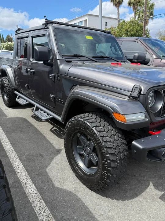 2023 Jeep JT Gladiator - Image 3 of 12