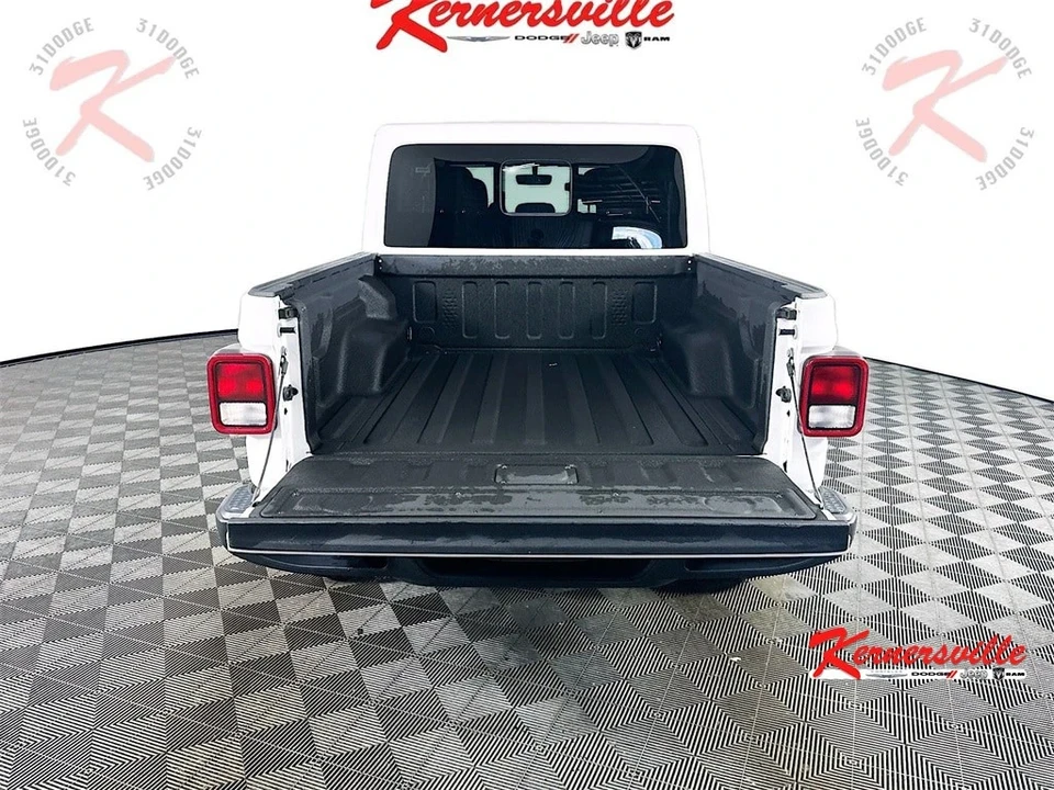 2023 Jeep JT Gladiator - Image 7 of 21