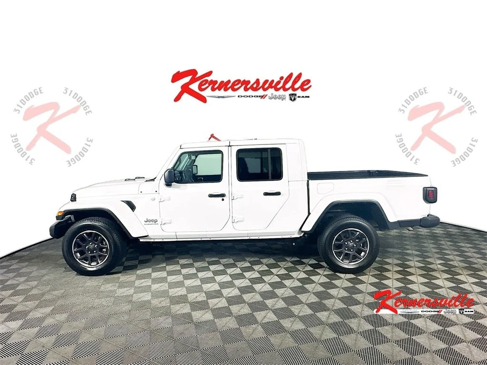 2023 Jeep JT Gladiator - Image 4 of 21