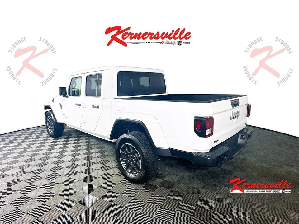 2023 Jeep JT Gladiator - Image 5 of 21