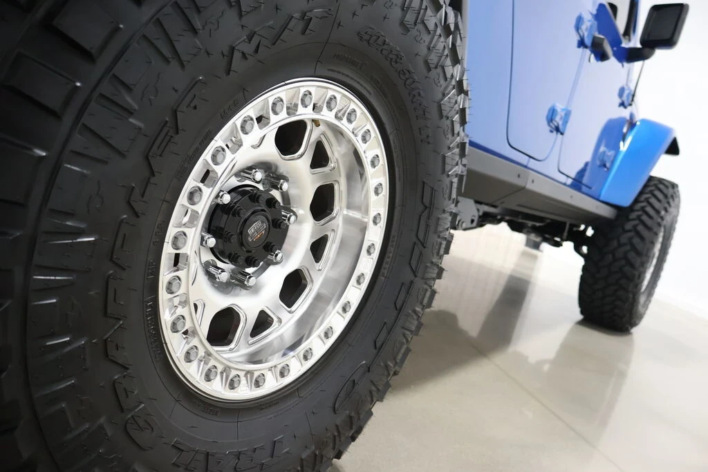 2023 Jeep JT Gladiator - Image 19 of 21