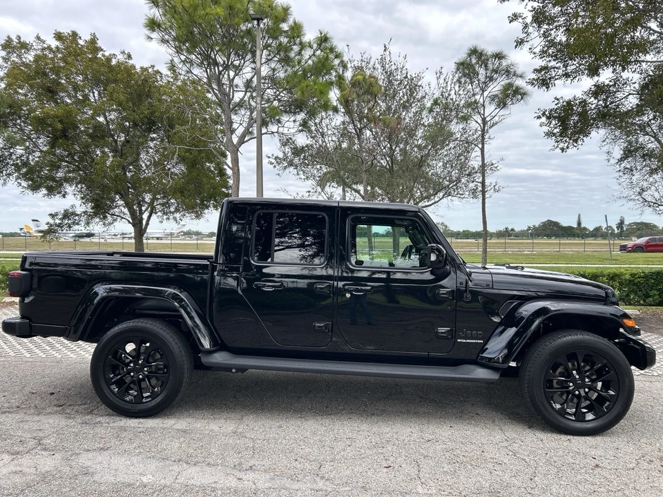 2023 Jeep JT Gladiator - Image 13 of 31