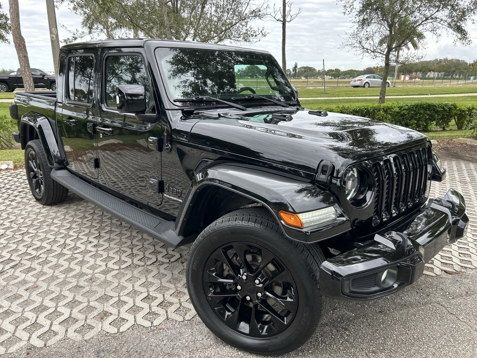 2023 Jeep JT Gladiator - Image 8 of 31