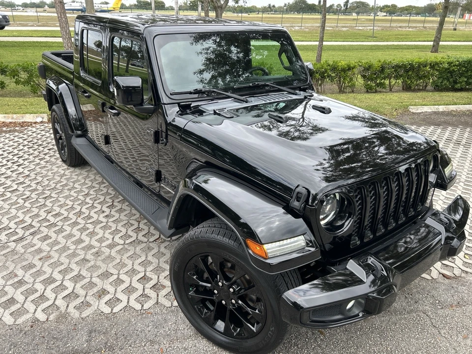 2023 Jeep JT Gladiator - Image 11 of 21