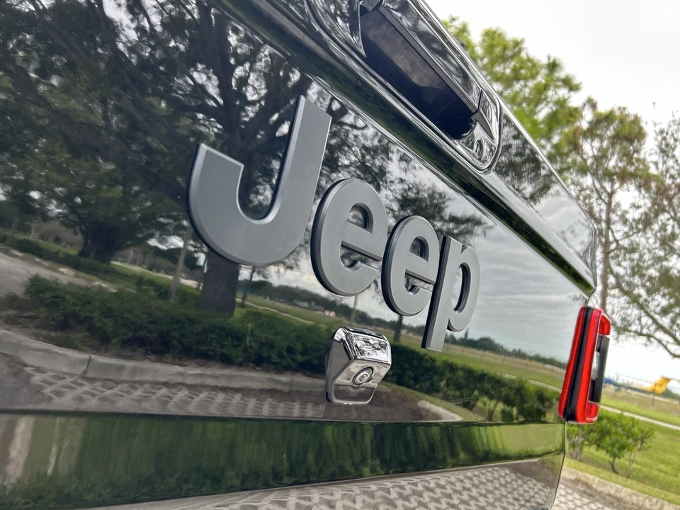 2023 Jeep JT Gladiator - Image 21 of 21