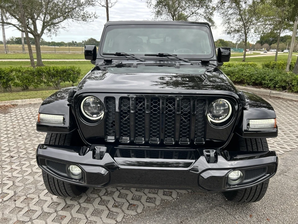 2023 Jeep JT Gladiator - Image 16 of 31