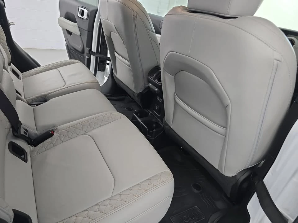 2023 Jeep JT Gladiator - Image 11 of 20
