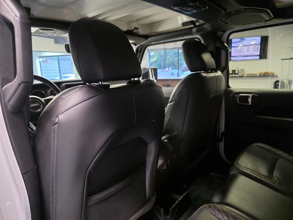 2023 Jeep JT Gladiator - Image 26 of 31