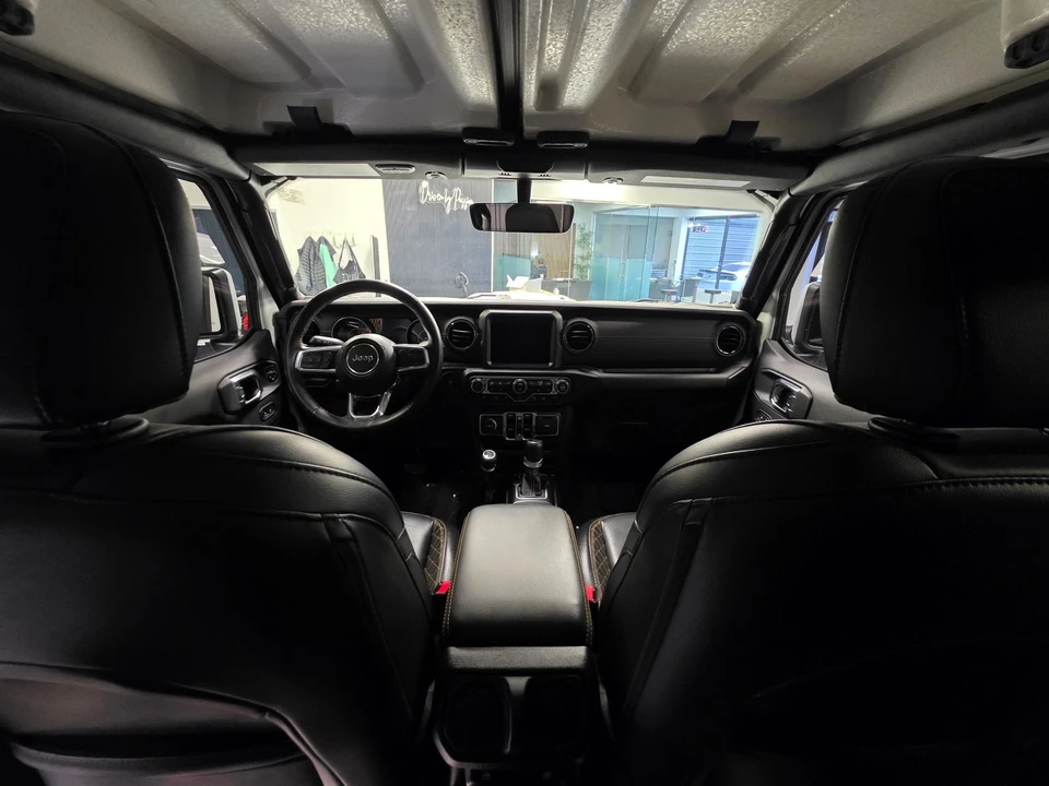 2023 Jeep JT Gladiator - Image 3 of 31