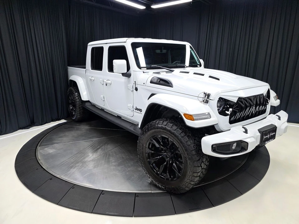 2023 Jeep JT Gladiator - Image 7 of 31