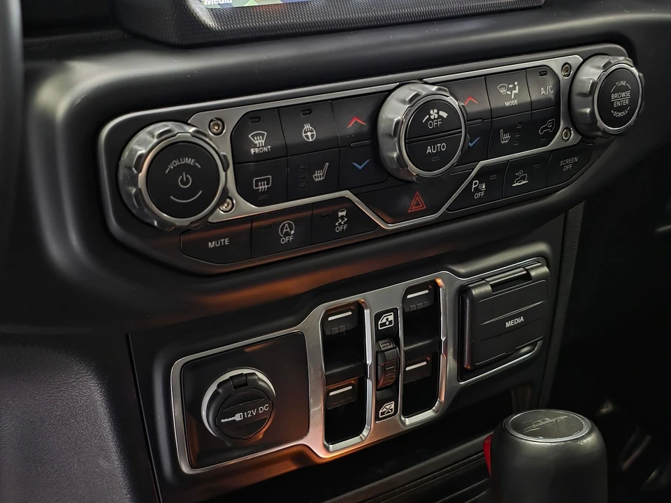 2023 Jeep JT Gladiator - Image 22 of 31