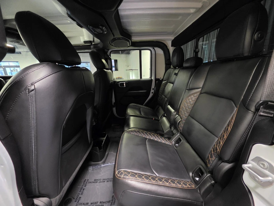 2023 Jeep JT Gladiator - Image 25 of 31