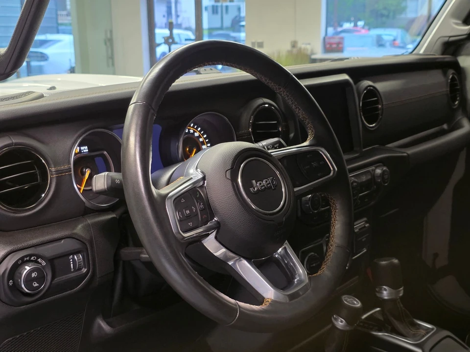 2023 Jeep JT Gladiator - Image 17 of 31