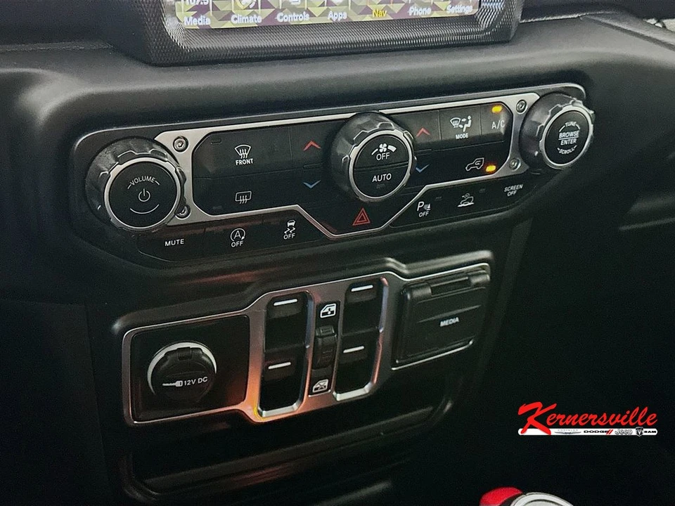 2023 Jeep - Image 18 of 24