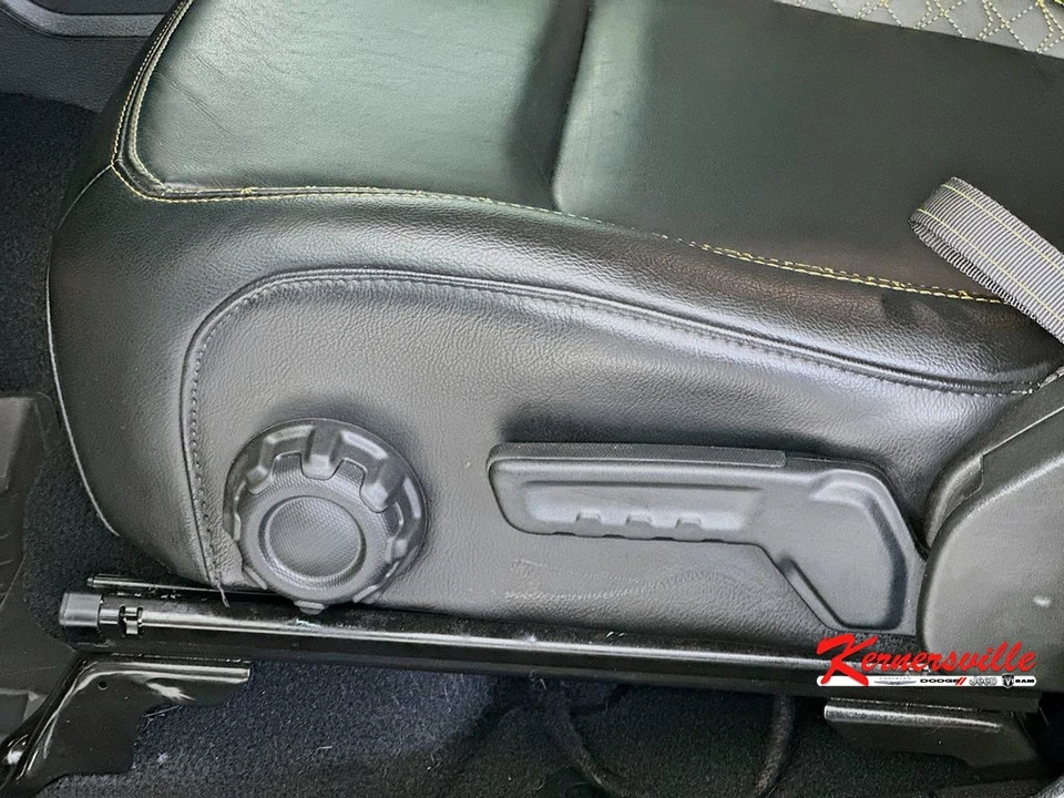 2023 Jeep - Image 22 of 24