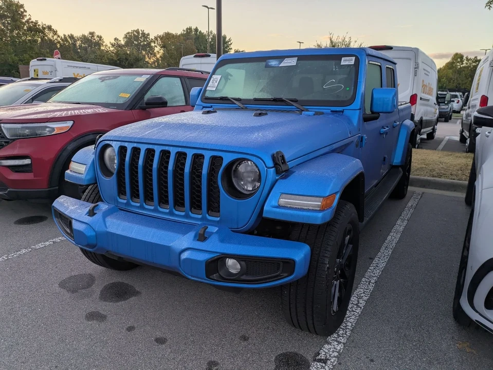 2023 Jeep JT Gladiator - Image 3 of 4