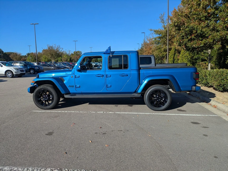 2023 Jeep JT Gladiator - Image 7 of 12