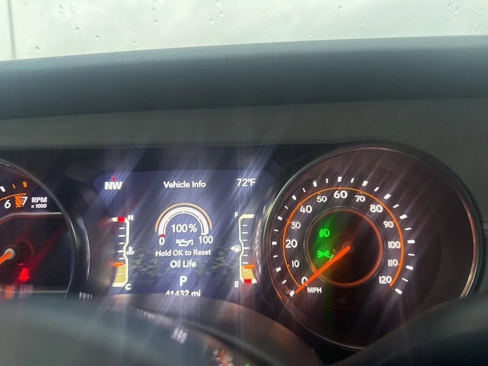 2023 Jeep JT Gladiator - Image 3 of 7