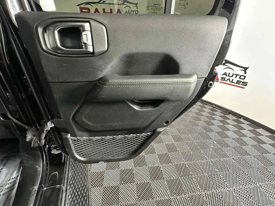 2023 Jeep JT Gladiator - Image 19 of 21