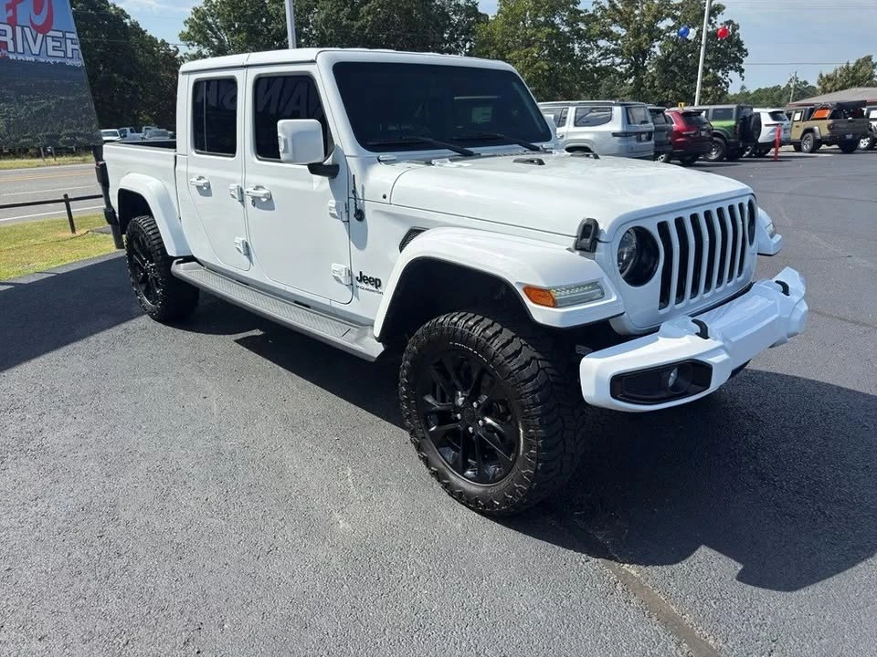 2023 Jeep JT Gladiator - Image 3 of 17