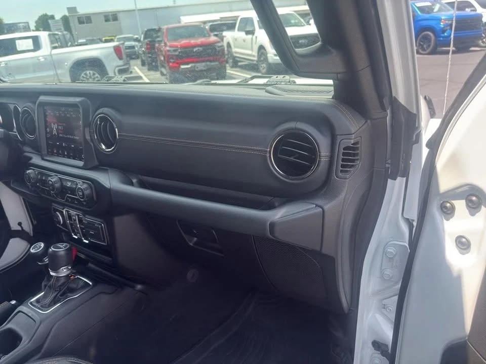 2023 Jeep JT Gladiator - Image 15 of 20
