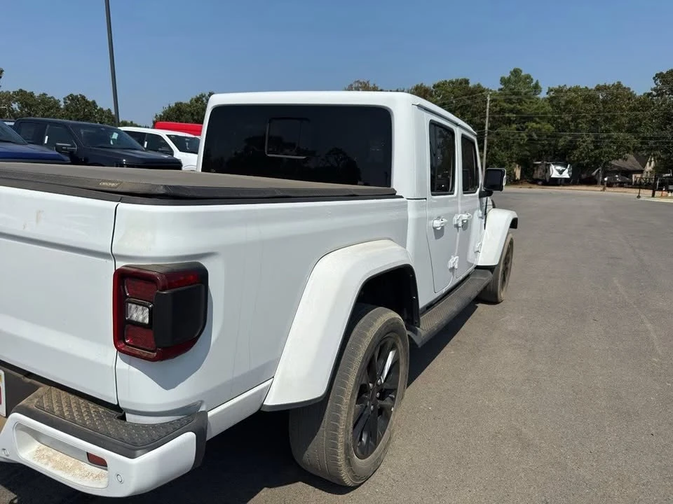 2023 Jeep JT Gladiator - Image 6 of 16