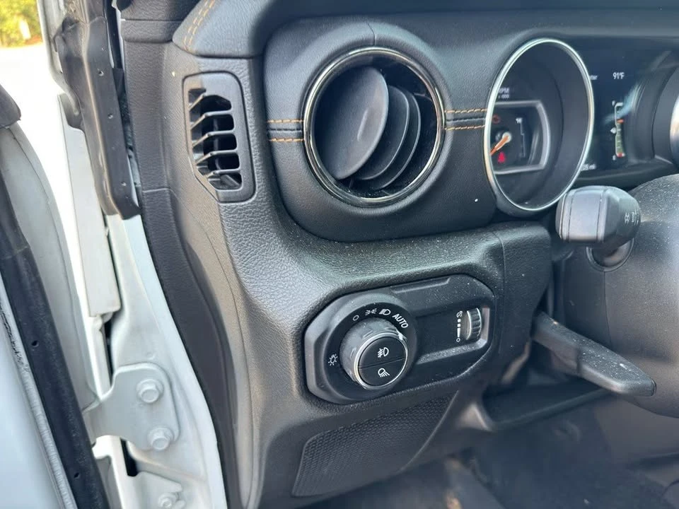2023 Jeep JT Gladiator - Image 11 of 16