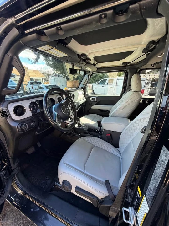 2023 Jeep JT Gladiator - Image 5 of 15