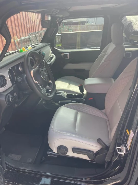 2023 Jeep JT Gladiator - Image 3 of 7