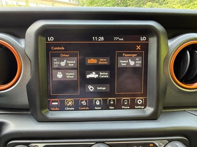 2023 Jeep JT Gladiator - Image 24 of 31