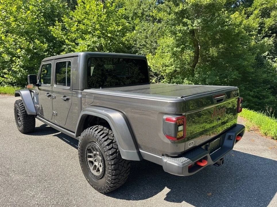 2023 Jeep JT Gladiator - Image 10 of 31