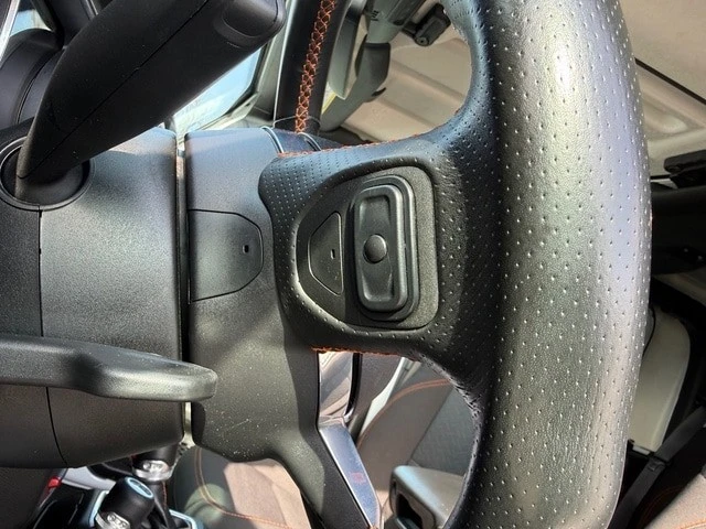 2023 Jeep JT Gladiator - Image 15 of 21