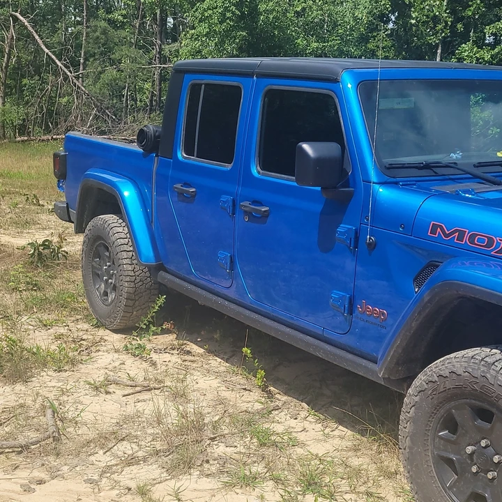 2023 Jeep JT Gladiator - Image 4 of 19