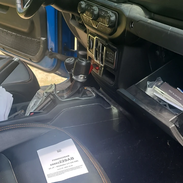 2023 Jeep JT Gladiator - Image 10 of 19