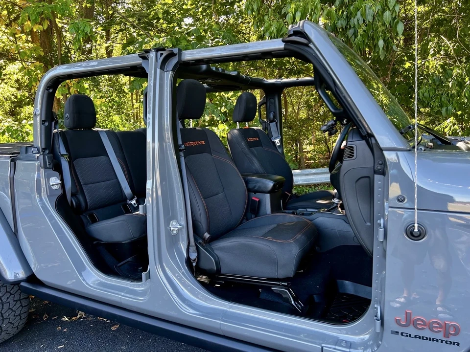 2023 Jeep JT Gladiator - Image 13 of 21