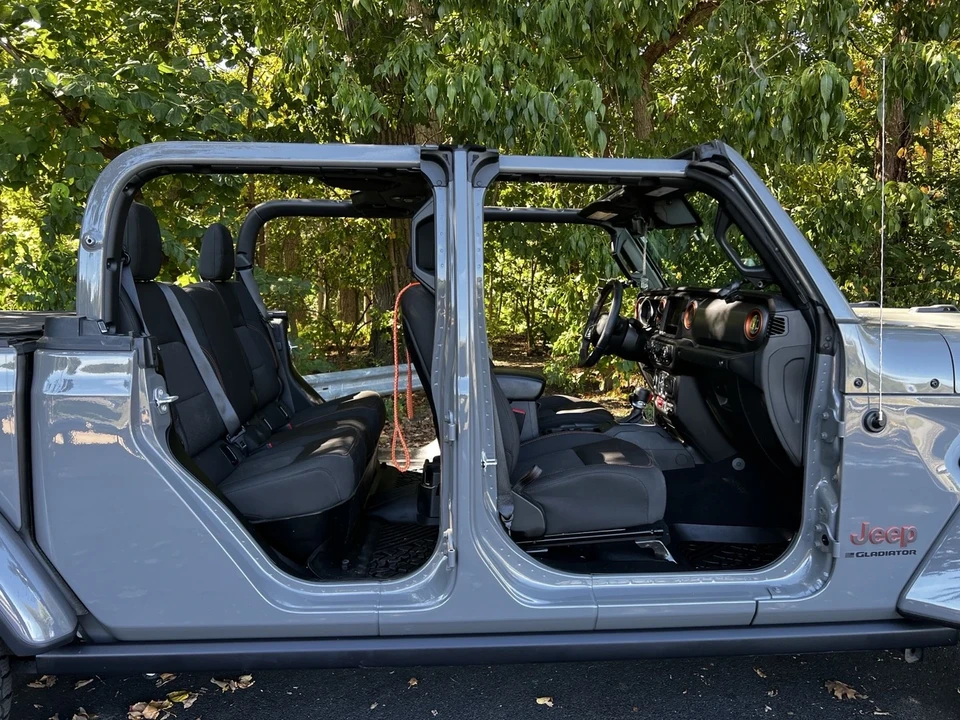 2023 Jeep JT Gladiator - Image 12 of 21