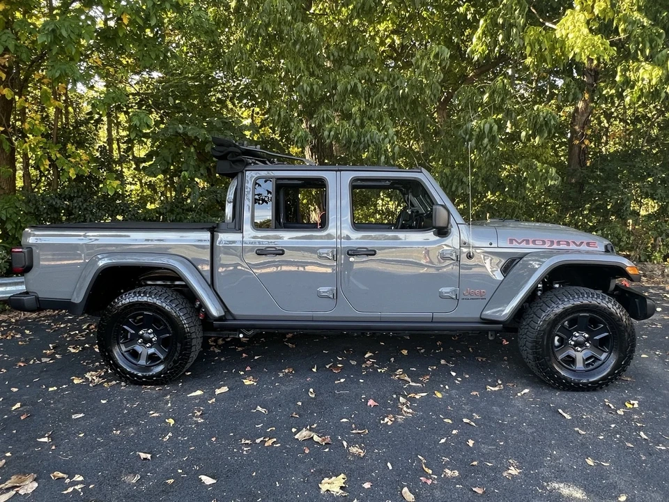 2023 Jeep JT Gladiator - Image 8 of 21