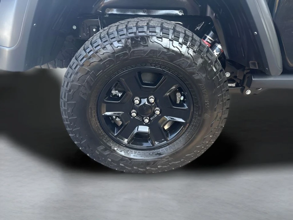 2023 Jeep JT Gladiator - Image 29 of 31
