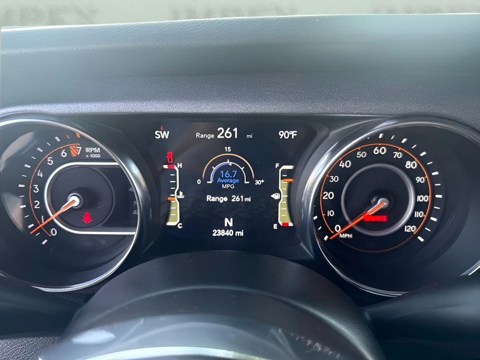 2023 Jeep JT Gladiator - Image 22 of 31