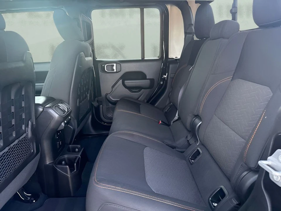 2023 Jeep JT Gladiator - Image 11 of 31
