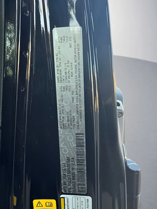 2023 Jeep JT Gladiator - Image 30 of 31