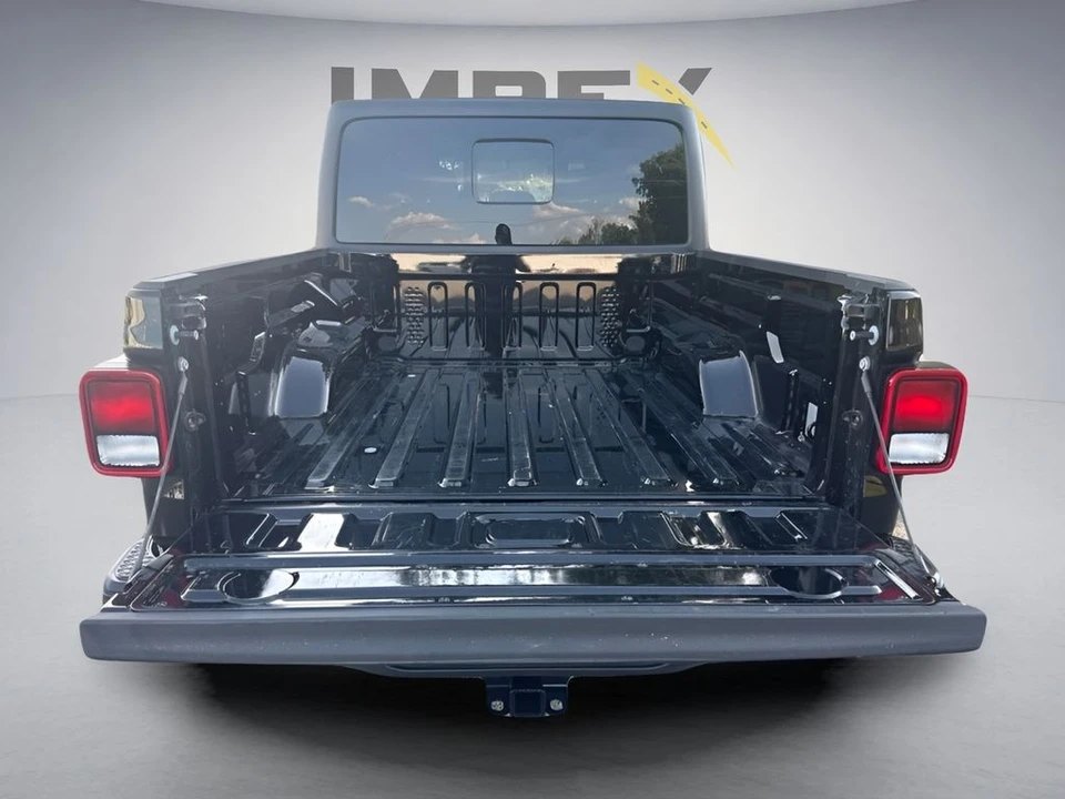 2023 Jeep JT Gladiator - Image 25 of 31