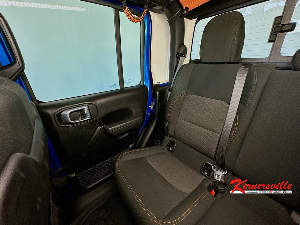 2023 Jeep JT Gladiator - Image 12 of 24