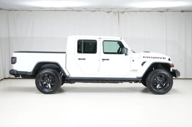 2023 Jeep JT Gladiator - Image 16 of 21