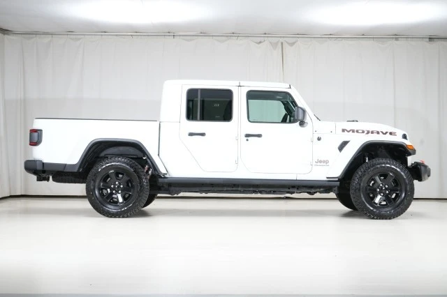 2023 Jeep JT Gladiator - Image 17 of 21