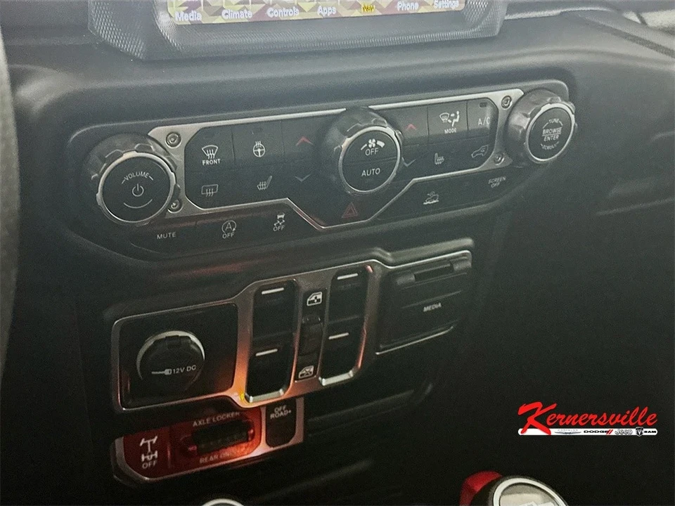 2023 Jeep JT Gladiator - Image 18 of 21