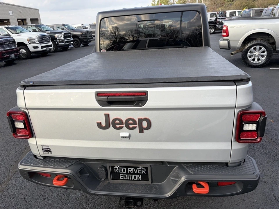 2023 Jeep JT Gladiator - Image 5 of 12